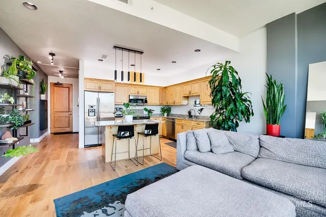 $795,000 | 851 West Front Street, Unit 1004, Boise, ID 83702