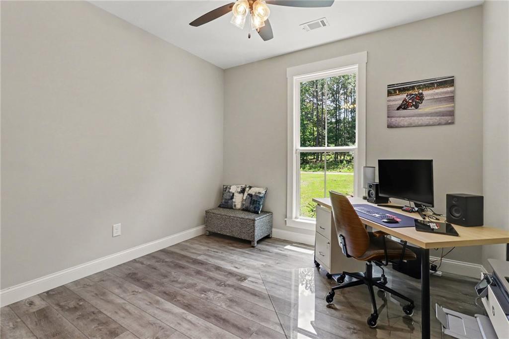 5549 Tyree Road Winston, GA 30187 - Photo 17 of 35