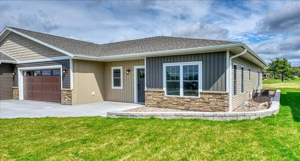 $439,900 | W7674 Castle Mound Road, Holmen, WI 54636