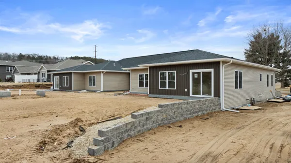 $439,900 | W7674 Castle Mound Road, Holmen, WI 54636