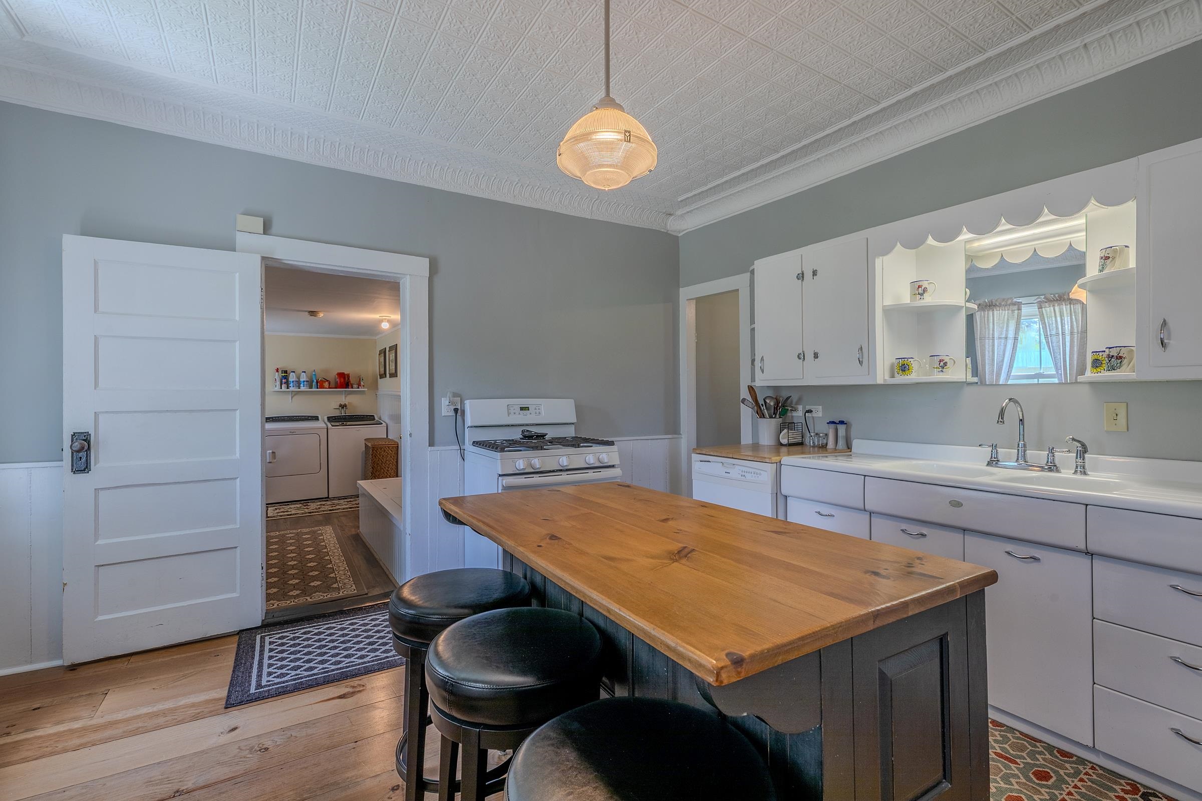 457 Brooklyn Road Mount Tabor, VT 05739 - Photo 19 of 43