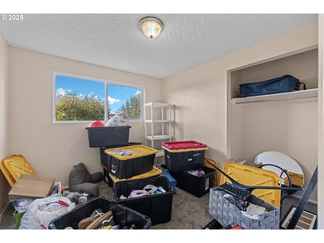 $349,000 | 1893 Sunset Lane, Myrtle Point, OR 97458