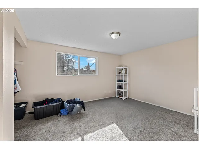 $349,000 | 1893 Sunset Lane, Myrtle Point, OR 97458