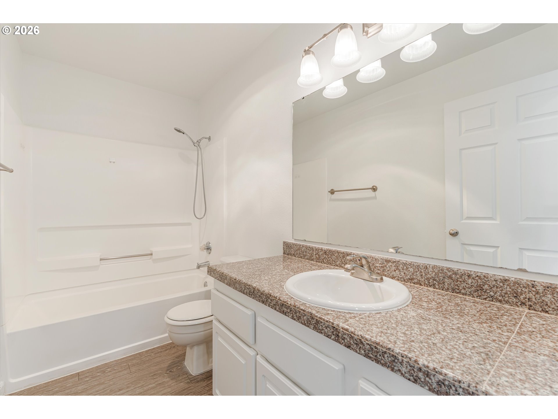 10168 Southeast Talbert Street Clackamas, OR 97015 - Photo 18 of 26