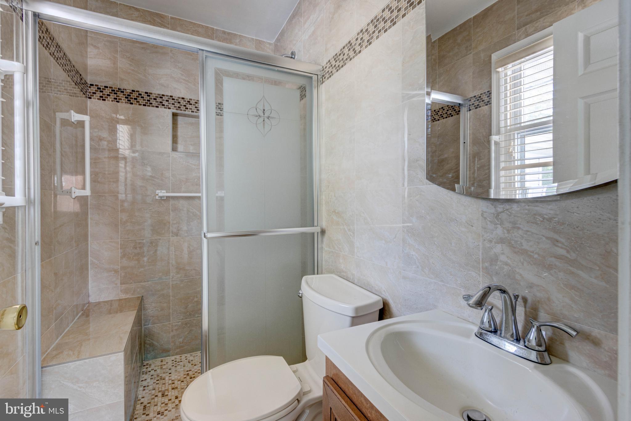 742 Whitehall Beach Road Annapolis, MD 21409 - Photo 6 of 124 Decorative tile