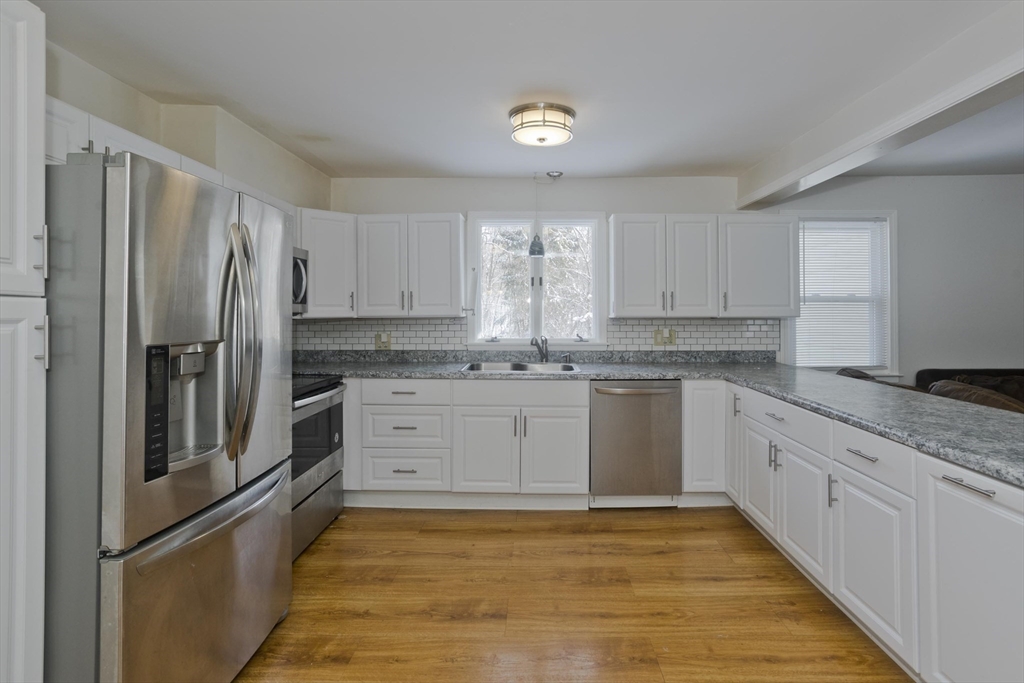 159 North Monson Road, Unit 159 Hampden, MA 01036 - Photo 4 of 31