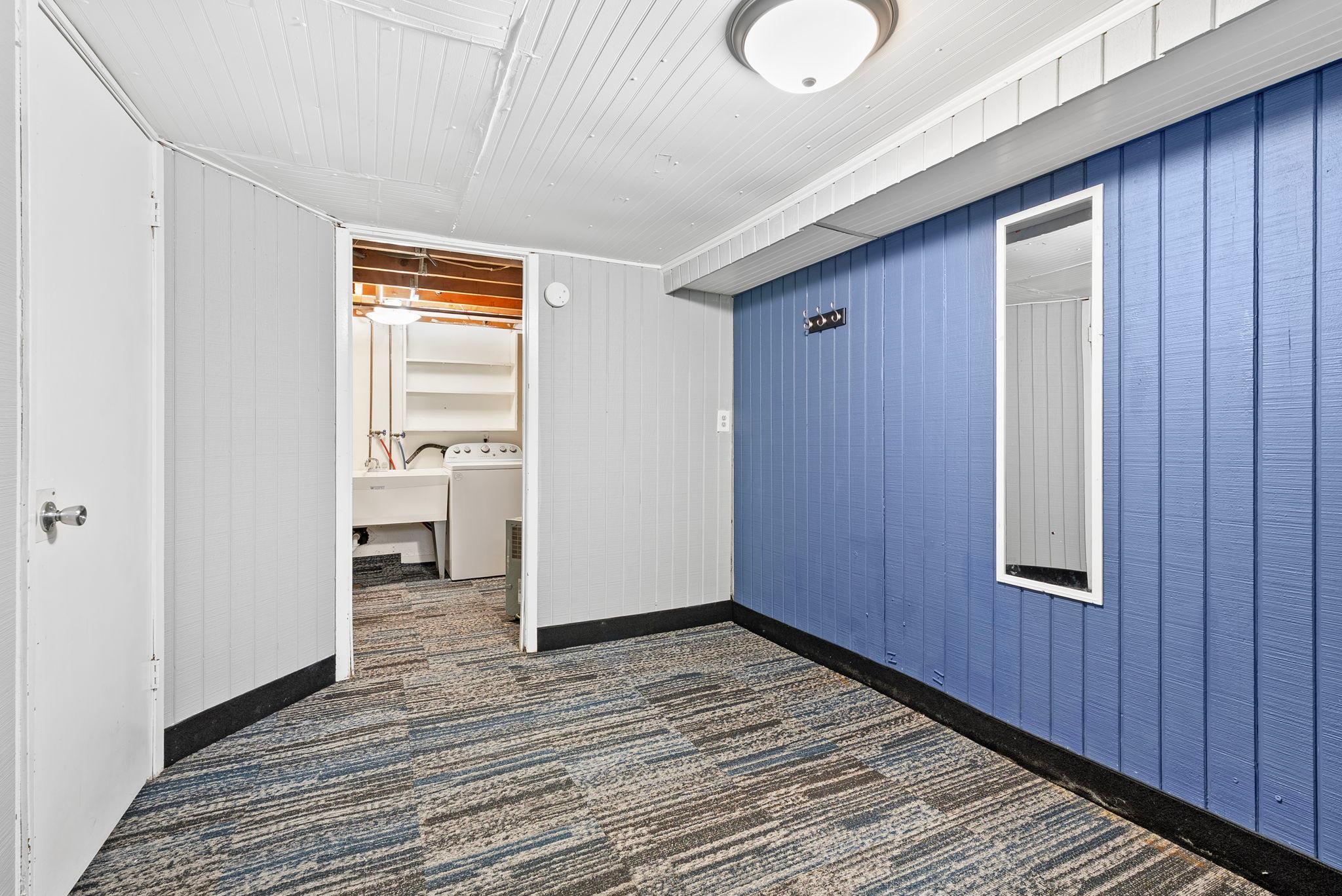 1321 Circle Terrace Boulevard Northeast Columbia Heights, MN 55421 - Photo 18 of 49