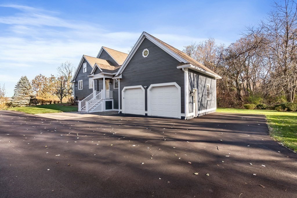 73 Scotland Road Newbury, MA 01951 - Photo 4 of 41 Gallery Image 4