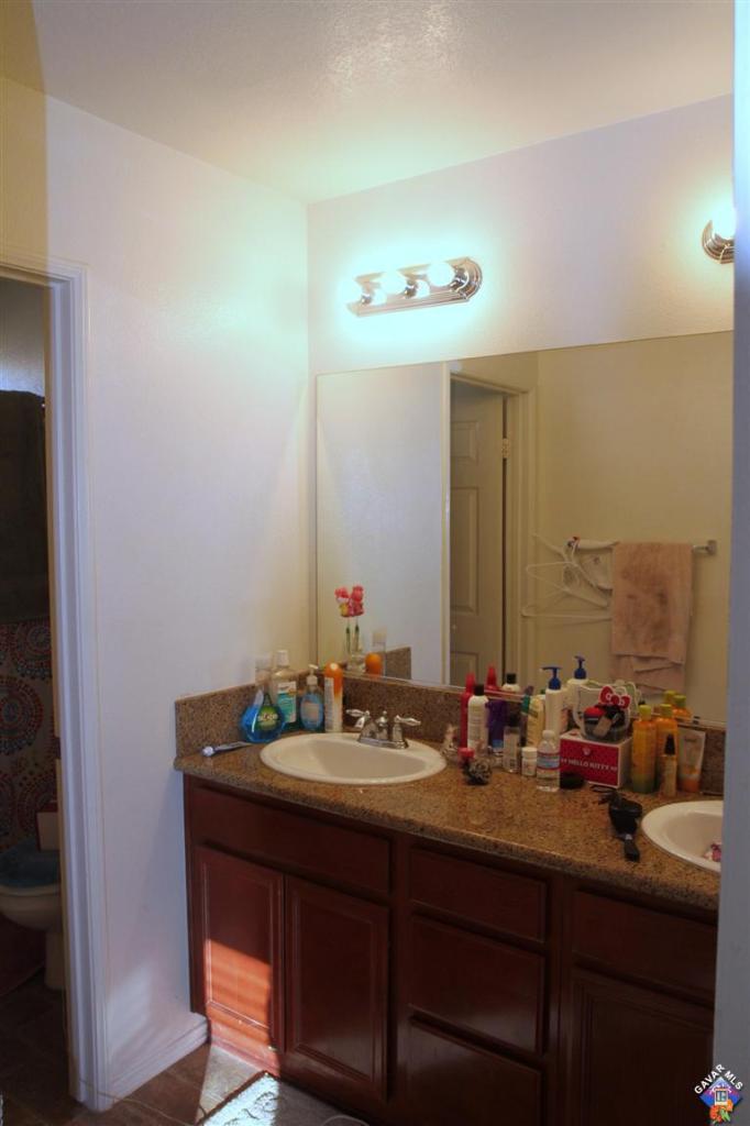 43922 Spring Street Lancaster, CA 93536 - Photo 4 of 23 Additional Photo