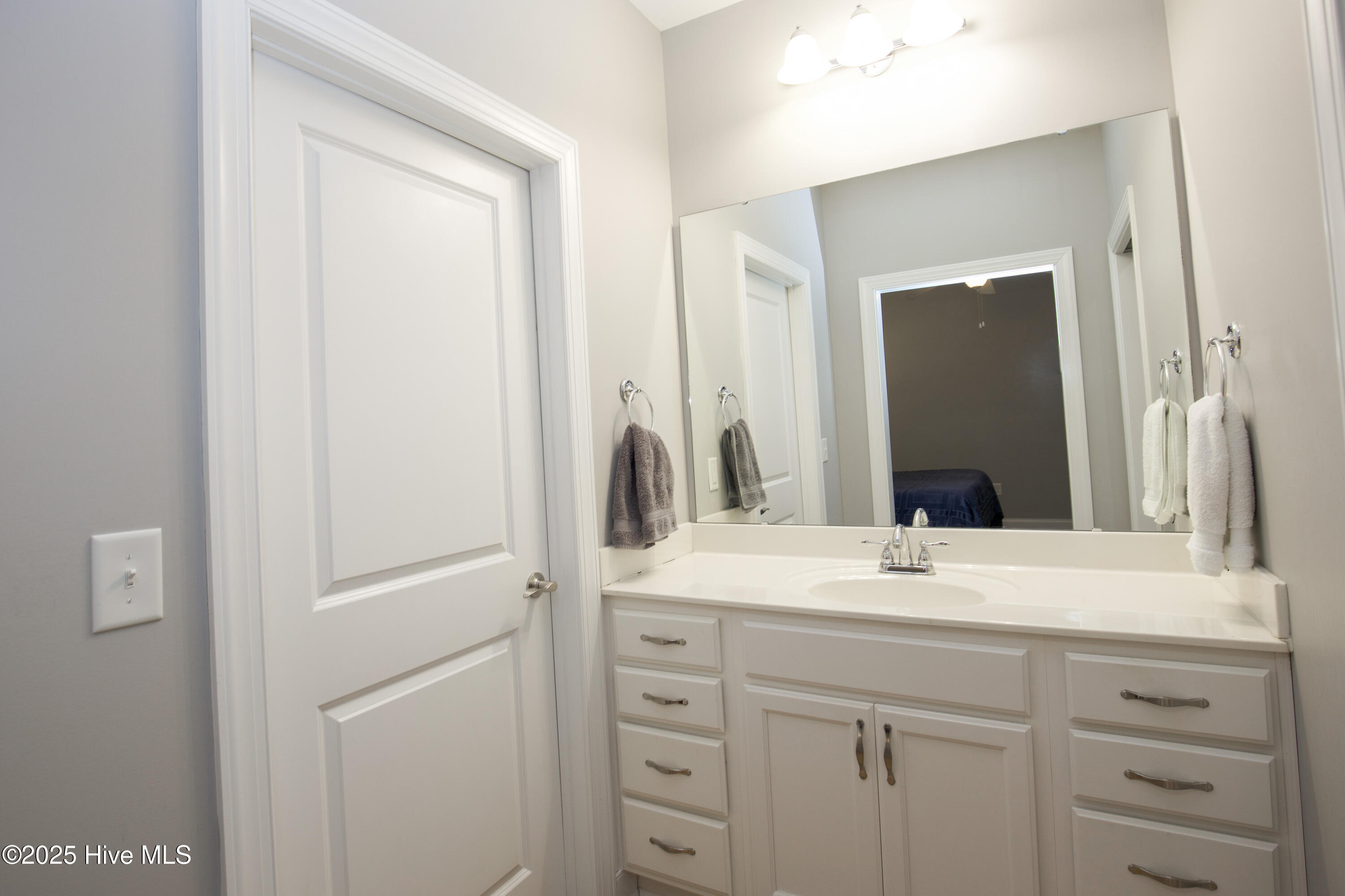 620 Clark Street Southern Pines, NC 28387 - Photo 21 of 36 Primary Bathroom