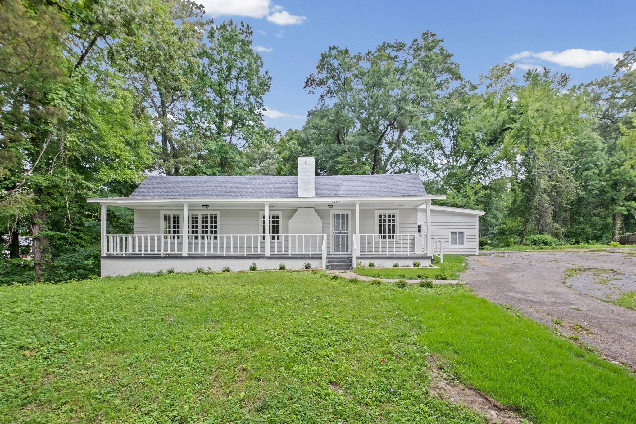 3942 James Road Memphis, TN 38128 - Photo 2 of 25 Gallery Image 2