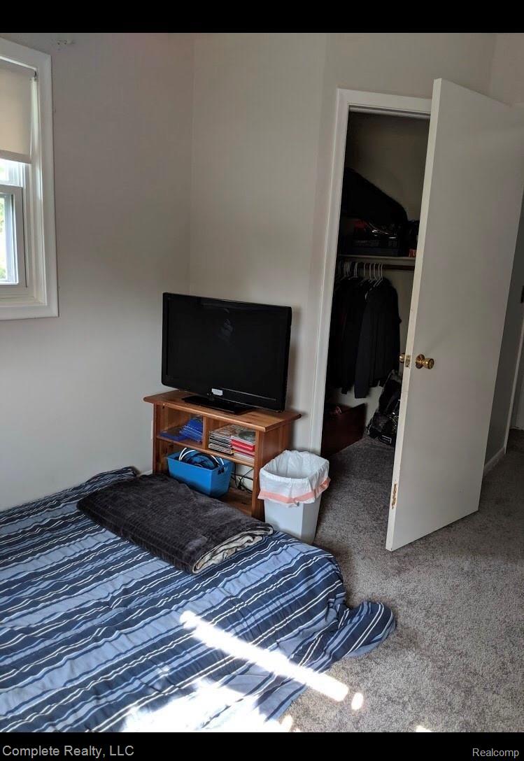 5269 North Georgetown Road Grand Blanc, MI 48439 - Photo 18 of 21 2019-07-26 22.17