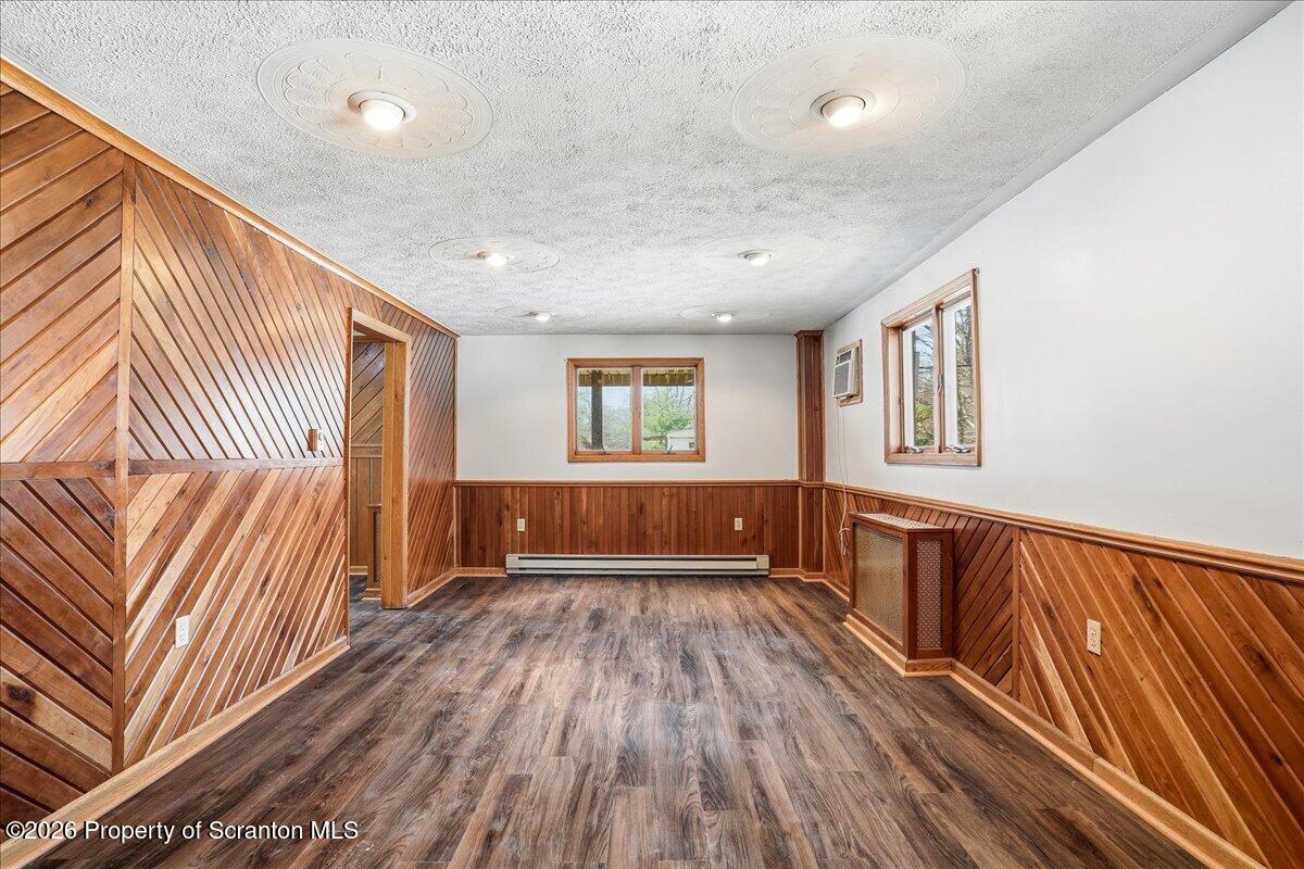 59 Tobyhanna Road Gouldsboro, PA 18424 - Photo 11 of 74 11-59_Tobyhanna_Rd_006