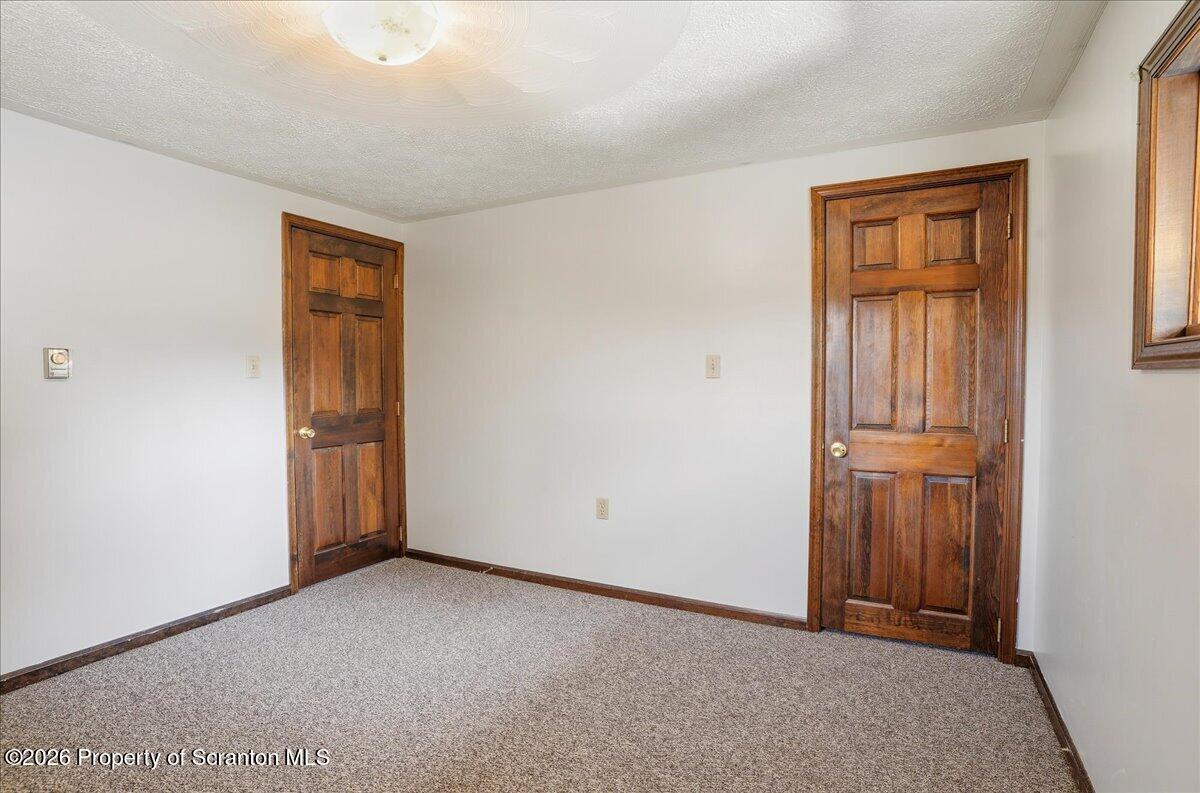 59 Tobyhanna Road Gouldsboro, PA 18424 - Photo 28 of 74 28-59_Tobyhanna_Rd_021