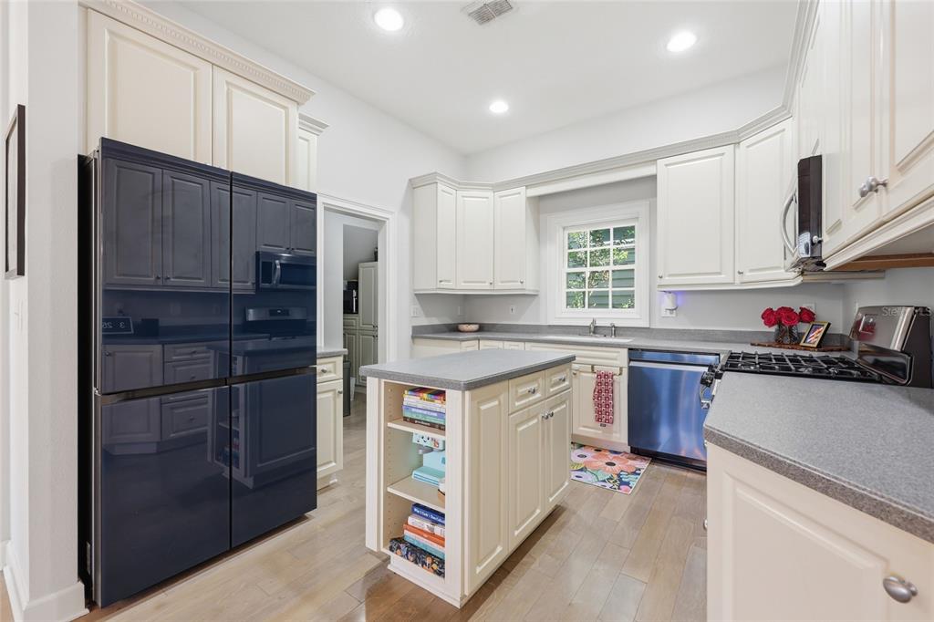 4855 Southwest 91st Way Gainesville, FL 32608 - Photo 10 of 60