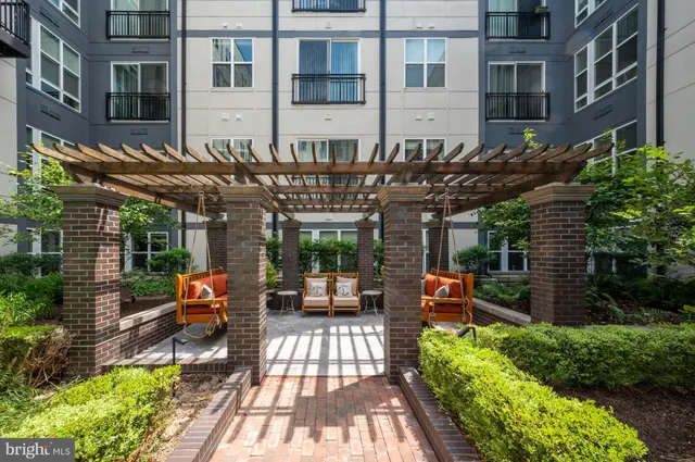 $5,455 | 1339 E Street Southeast, Unit 309, Washington, DC 20003