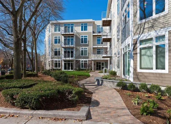 $4,500 | 7 Cameron Avenue, Unit 302, Cambridge, MA 02140