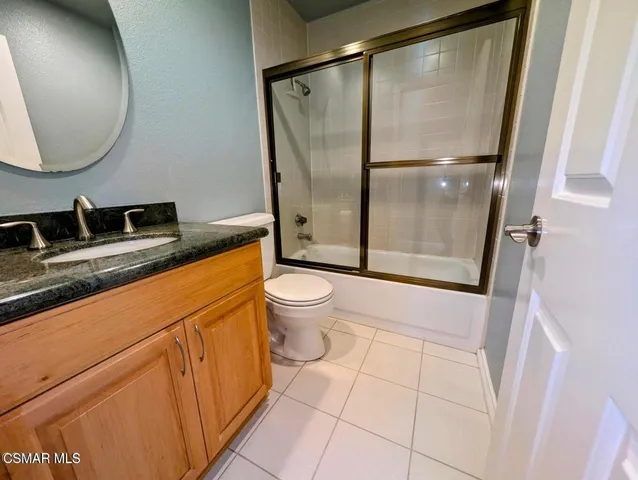 a view of a tennis court