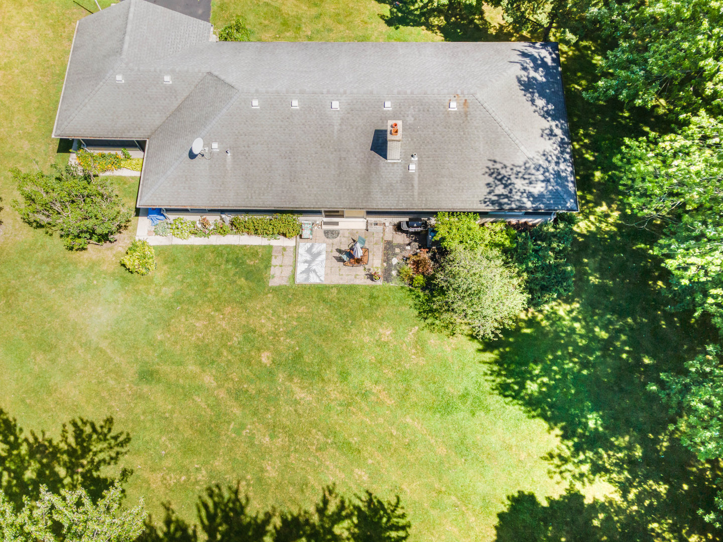 158 South Ela Road Barrington, IL 60010 - Photo 18 of 21 an aerial view of residential house with swimming pool and garden