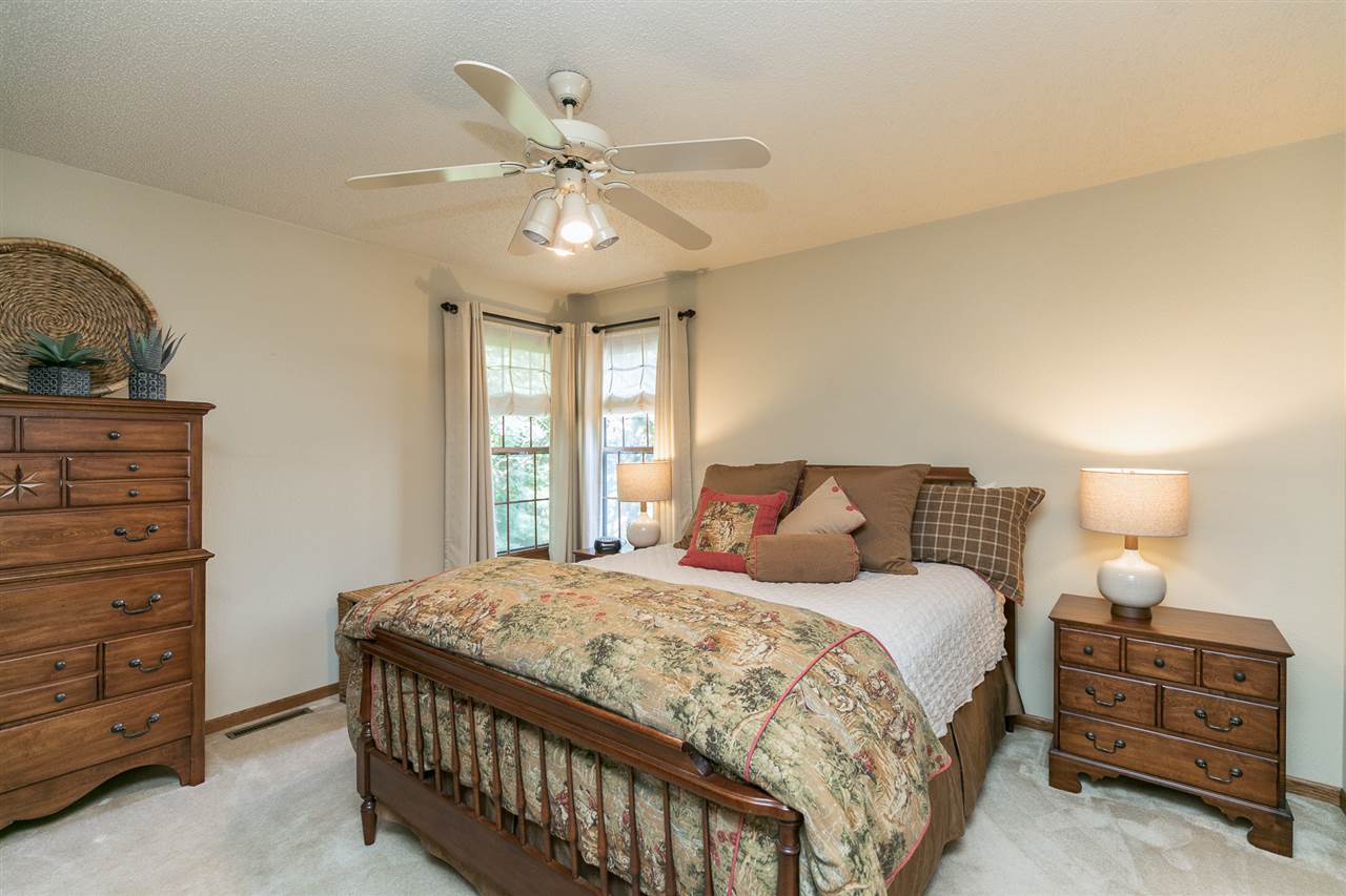 3713 Coppermill Road Northeast Cedar Rapids, IA 52402 - Photo 27 of 47 Gallery Image 27