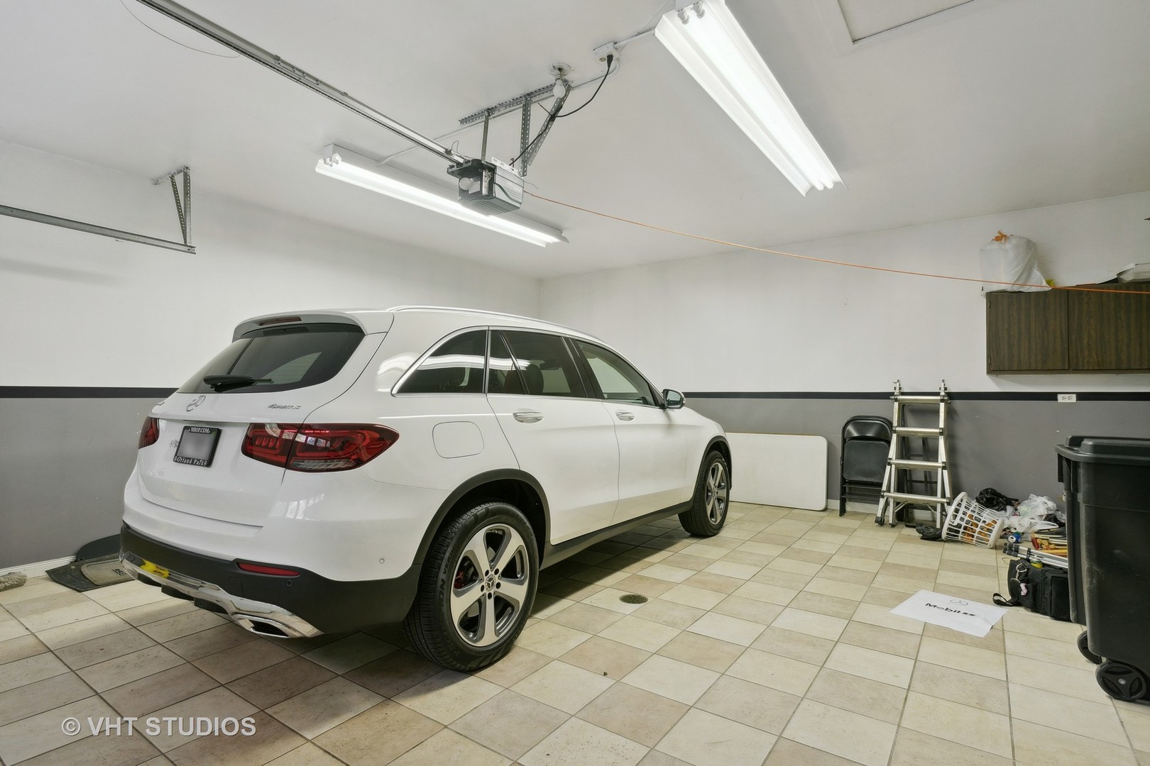 13115 Maple Road Mokena, IL 60448 - Photo 20 of 22 a car is parked in a garage