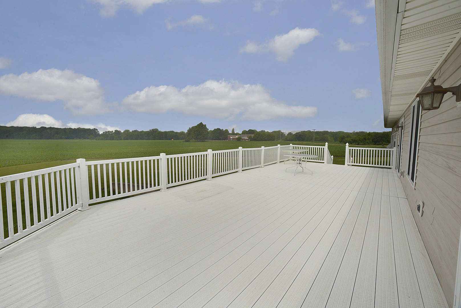 2098 North 15th Road Streator, IL 61364 - Photo 21 of 23 a view of terrace with city view