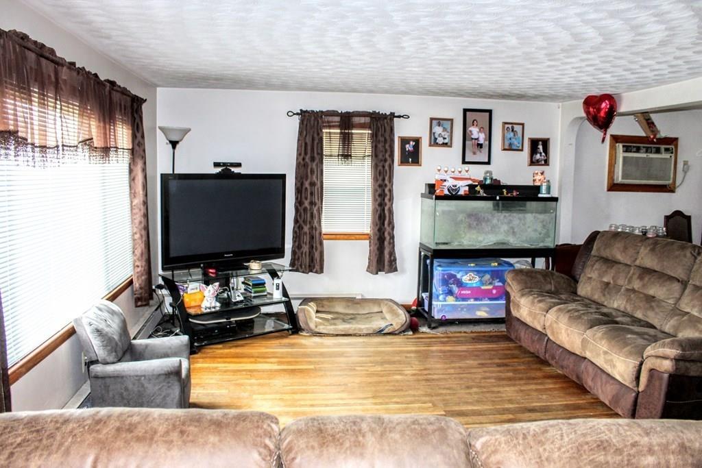 29 Racicot Avenue Webster, MA 01570 - Photo 11 of 17 Gallery Image 11