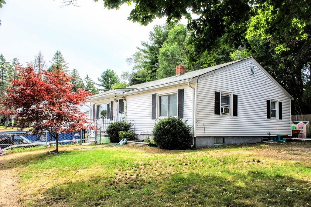 29 Racicot Avenue Webster, MA 01570 - Photo 2 of 17 Gallery Image 2