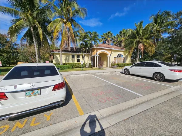 $2,500 | 44 Southeast Sedona Circle, Unit 103, Stuart, FL 34994