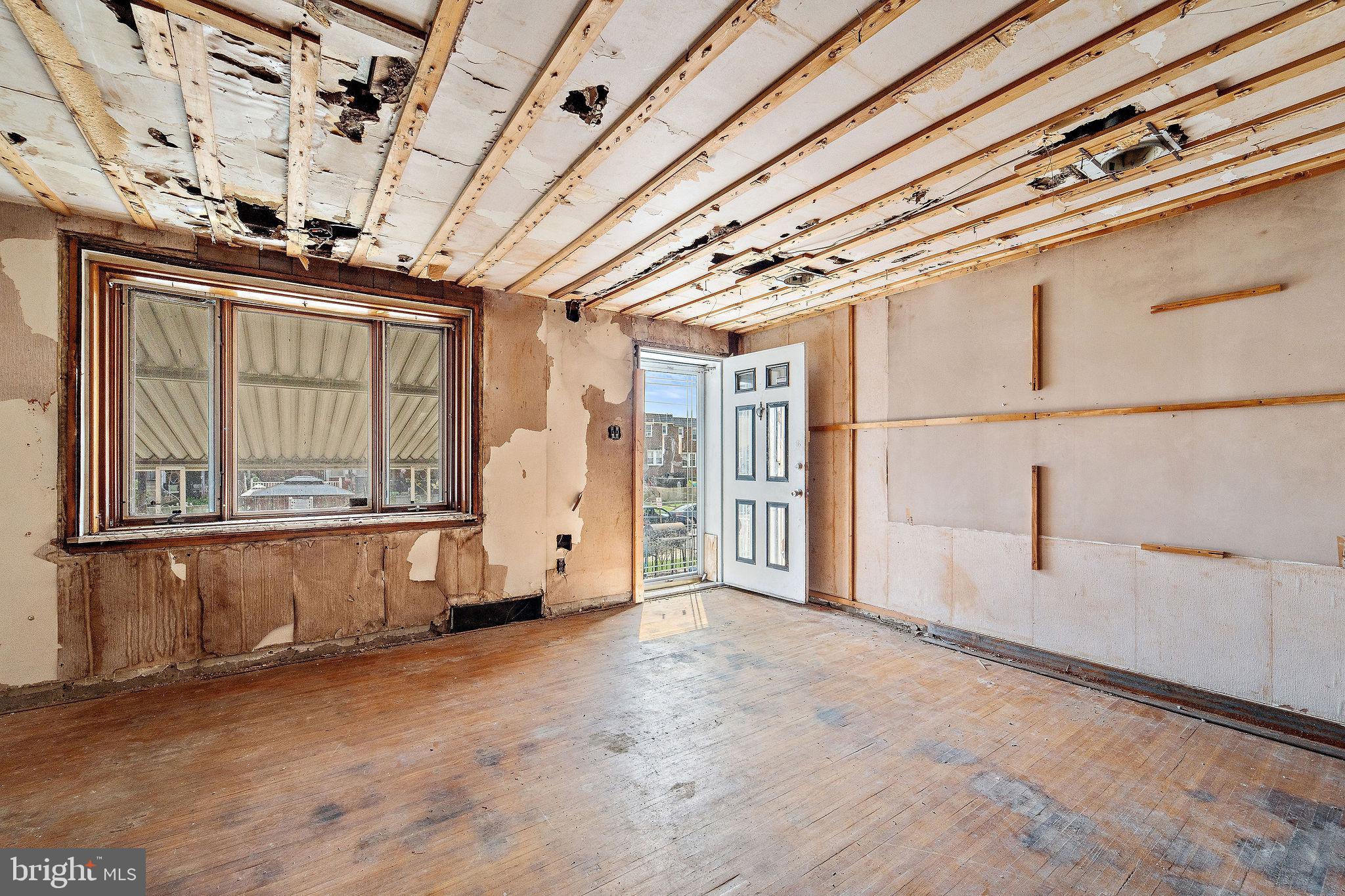 642 Randolph Street Camden, NJ 08105 - Photo 6 of 24 a view of an empty room