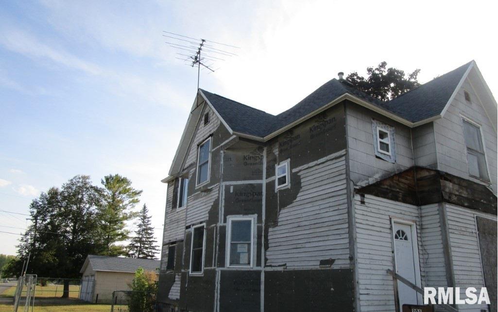 1201 9th Avenue South Clinton, IA 52732 - Photo 2 of 17