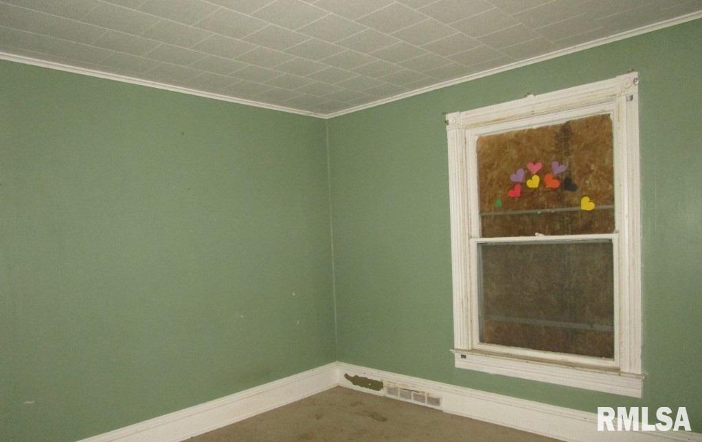 1201 9th Avenue South Clinton, IA 52732 - Photo 8 of 17