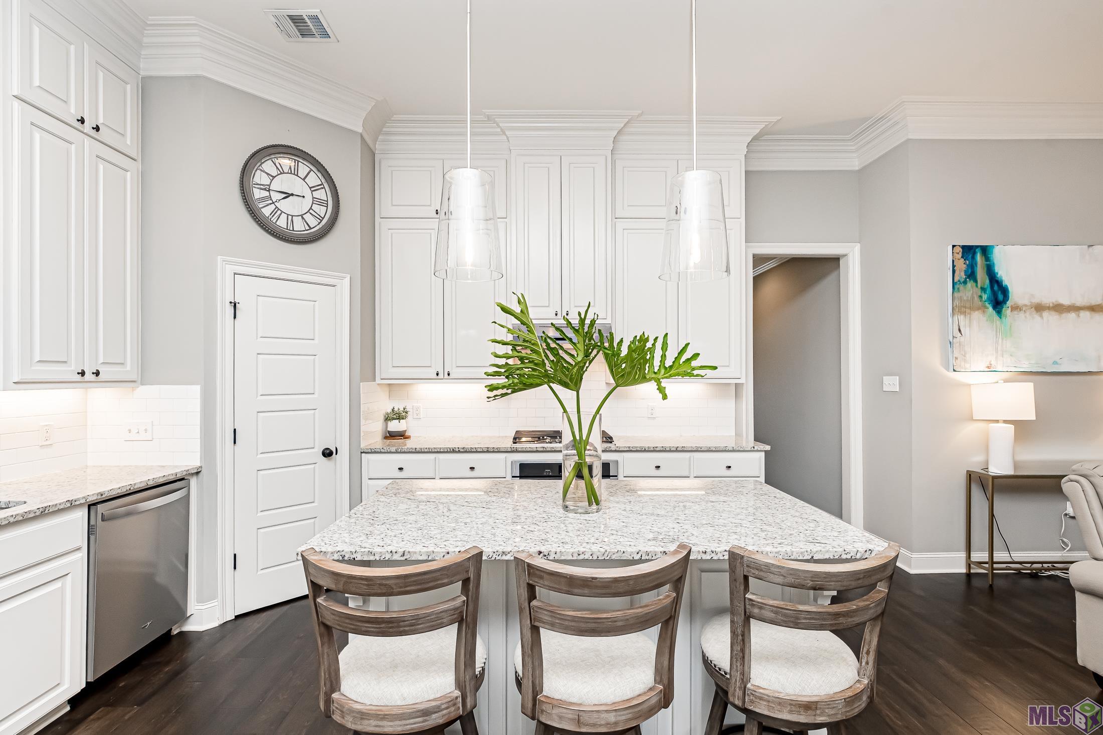 2744 Cresthaven Avenue Baton Rouge, LA 70810 - Photo 9 of 24 Gallery Image 9