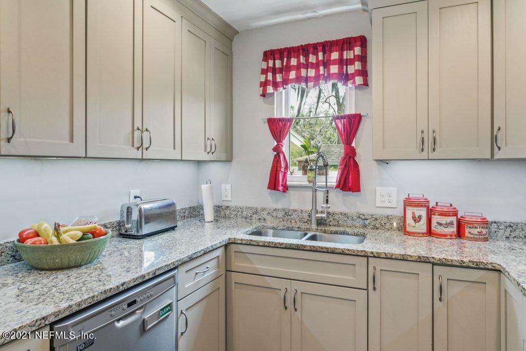 739 Creighton Road Orange Park, FL 32003 - Photo 16 of 47 739 Creighton (11).jpg-SMALL