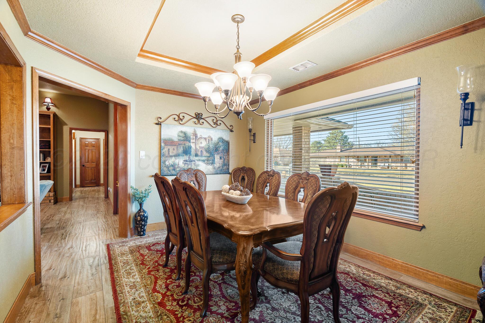 215 Somerset Street Borger, TX 79007 - Photo 6 of 36 Borger -03