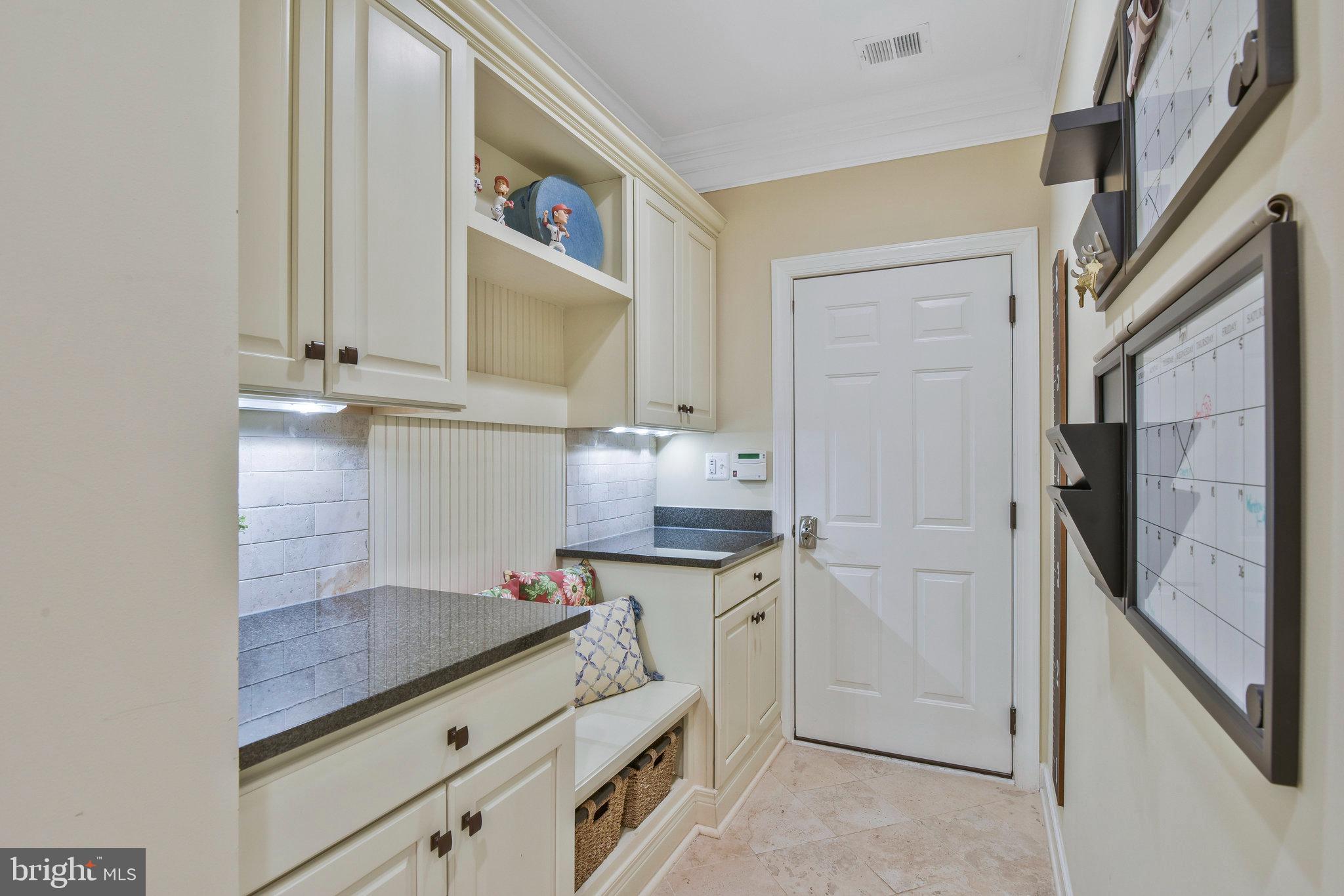 8024 Turtle Creek Circle Gainesville, VA 20155 - Photo 27 of 48