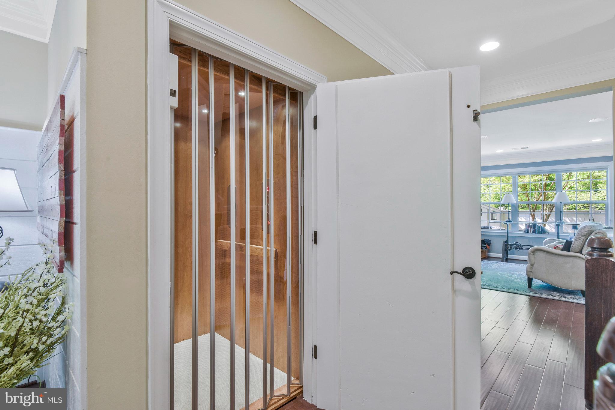 8024 Turtle Creek Circle Gainesville, VA 20155 - Photo 7 of 48