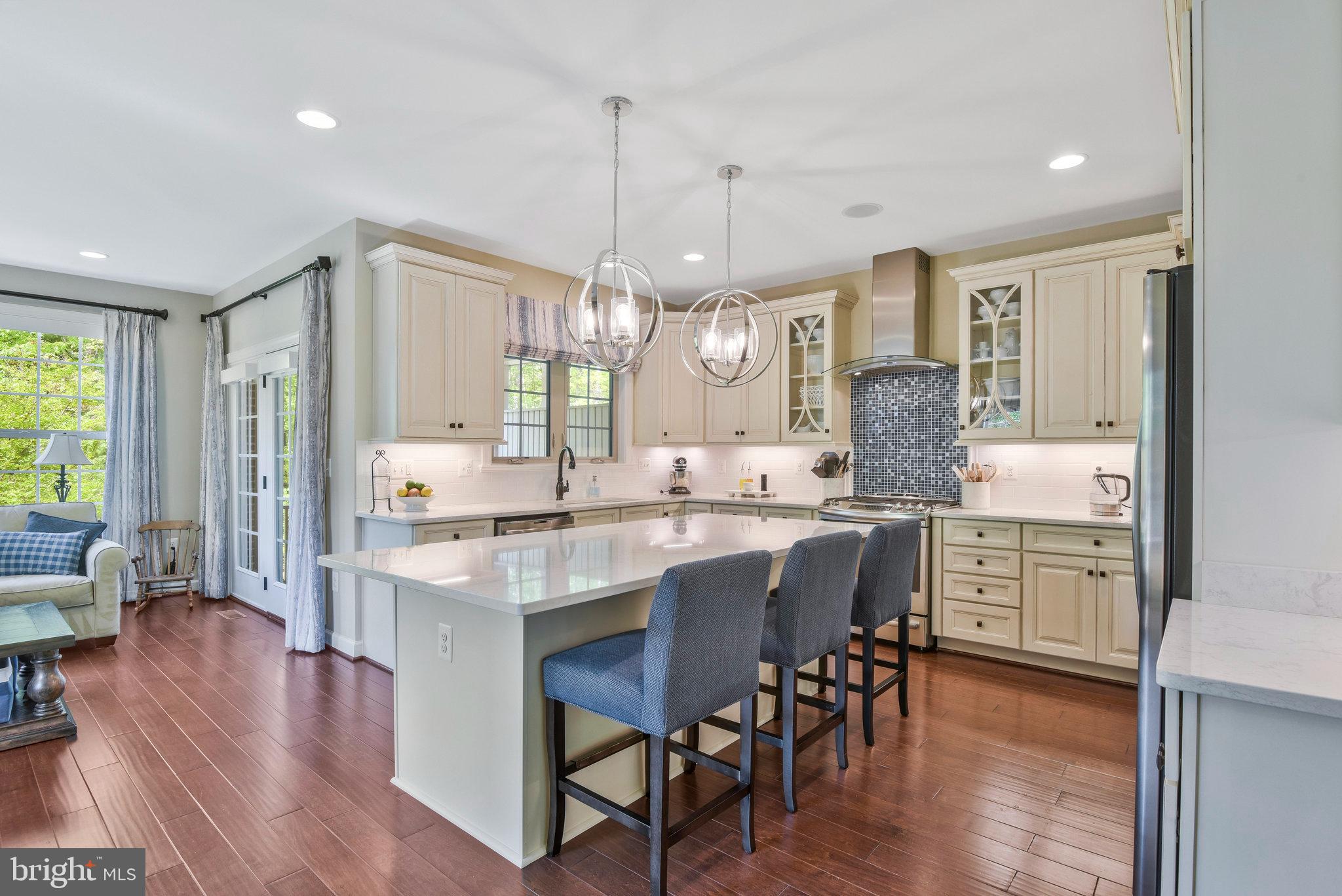 8024 Turtle Creek Circle Gainesville, VA 20155 - Photo 8 of 48