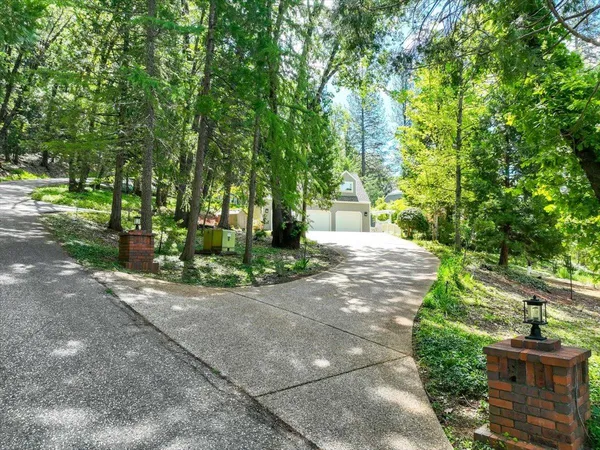 $1,099,000 | 14833 Quail Pointe Lane, Grass Valley, CA 95945
