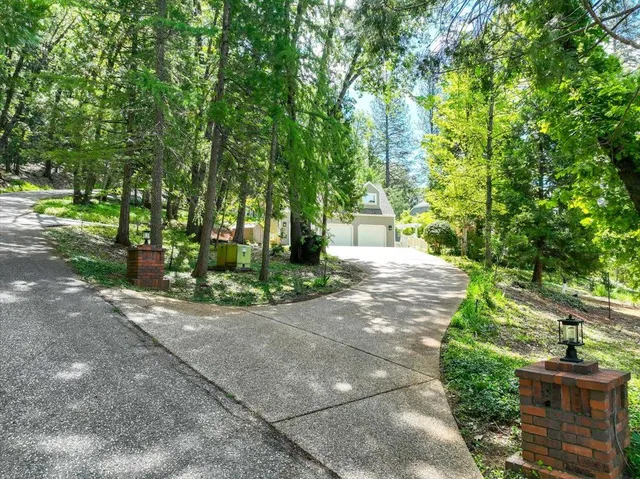 $1,099,000 | 14833 Quail Pointe Lane, Grass Valley, CA 95945