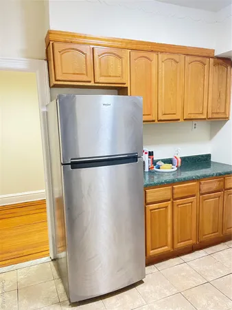 $1,800 | 4433 Carpenter Avenue, Unit 7 | Wakefield