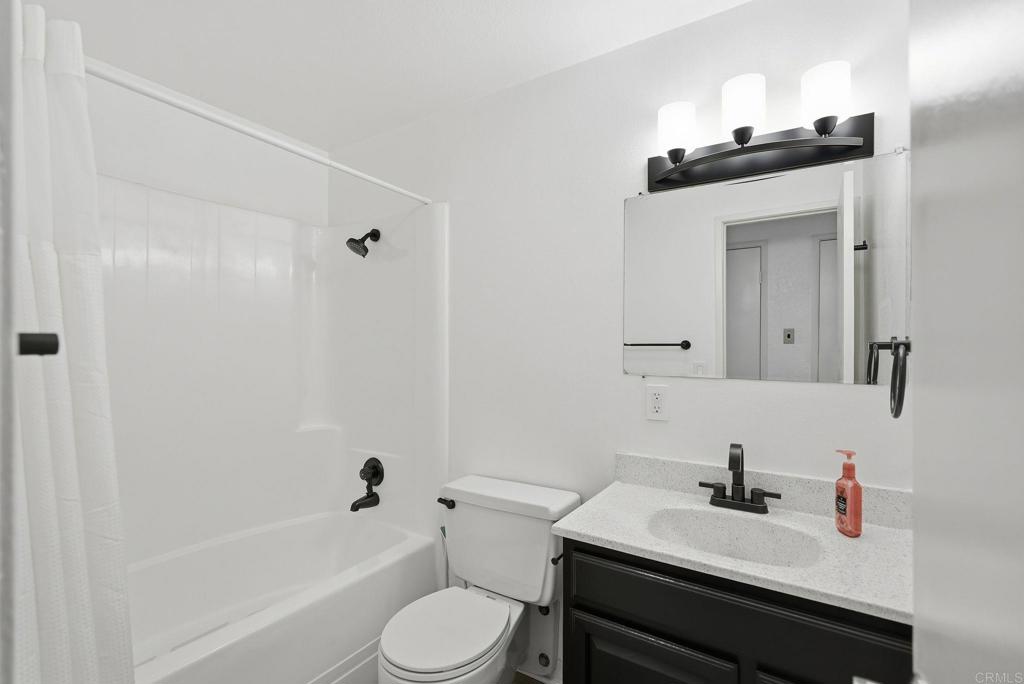 8451 Lomker Way Santee, CA 92071 - Photo 20 of 34