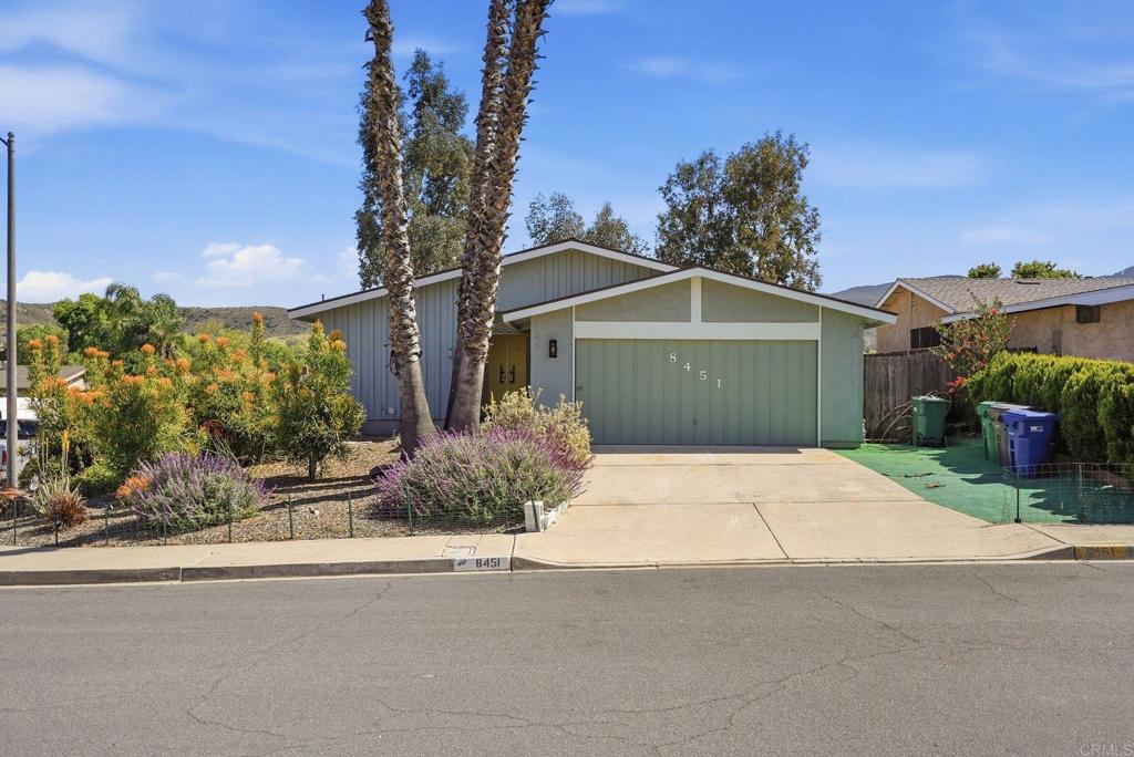 8451 Lomker Way Santee, CA 92071 - Photo 3 of 31