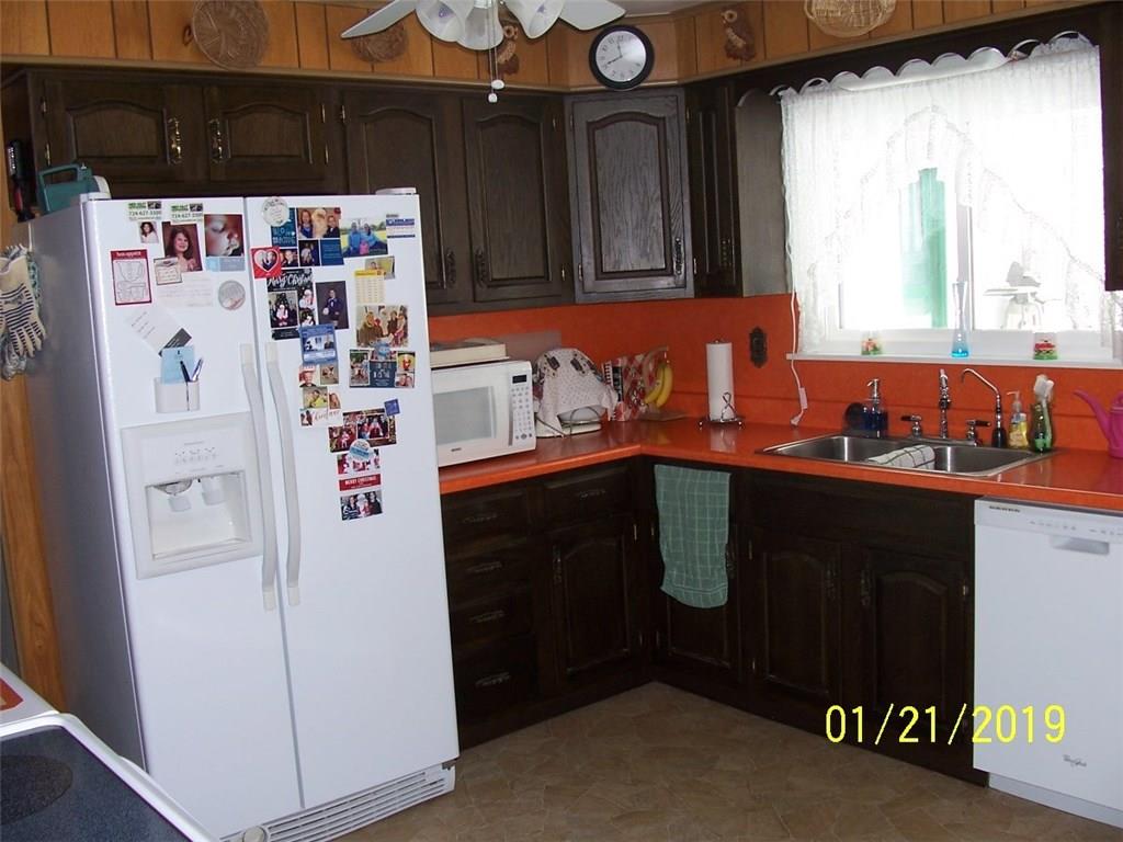 270 Washington Road Waynesburg, PA 15370 - Photo 8 of 22 Gallery Image 8