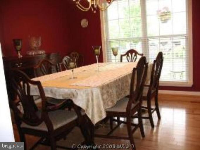 20 Wells Road Stafford, VA 22556 - Photo 8 of 10 Dining Room