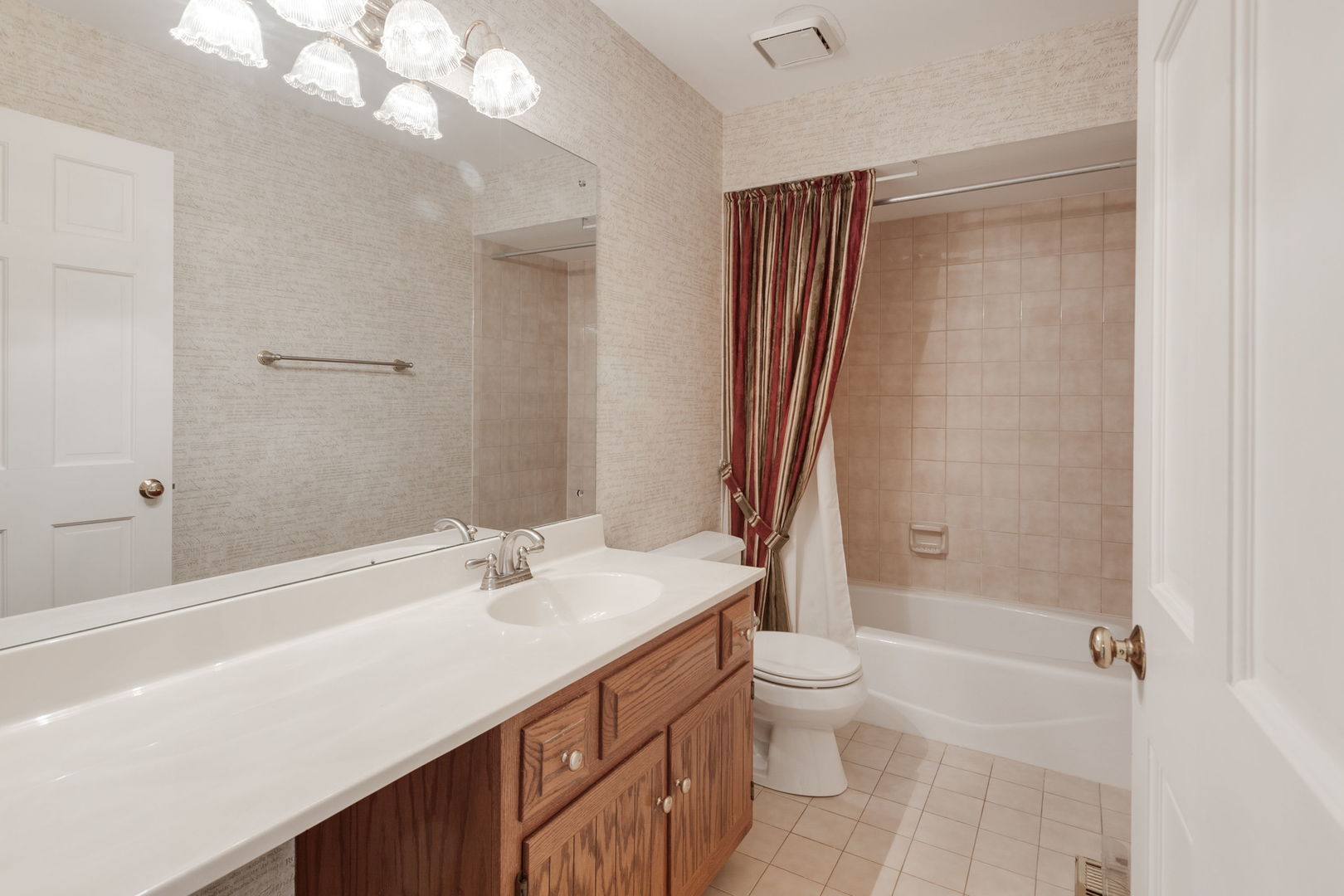 2104 Foxfield Road St. Charles, IL 60174 - Photo 18 of 23