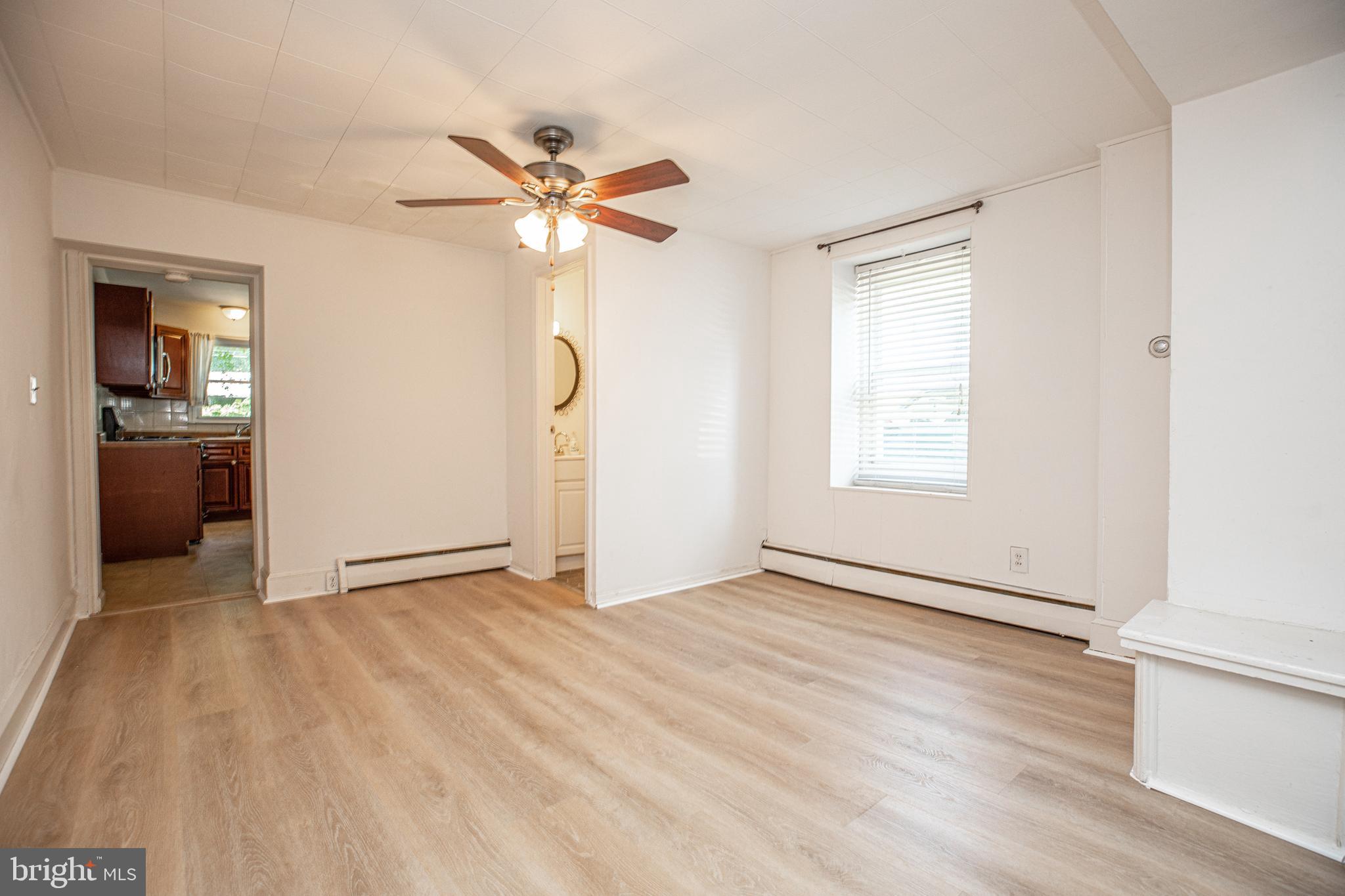 470 Conarroe Street Philadelphia, PA 19128 - Photo 12 of 36