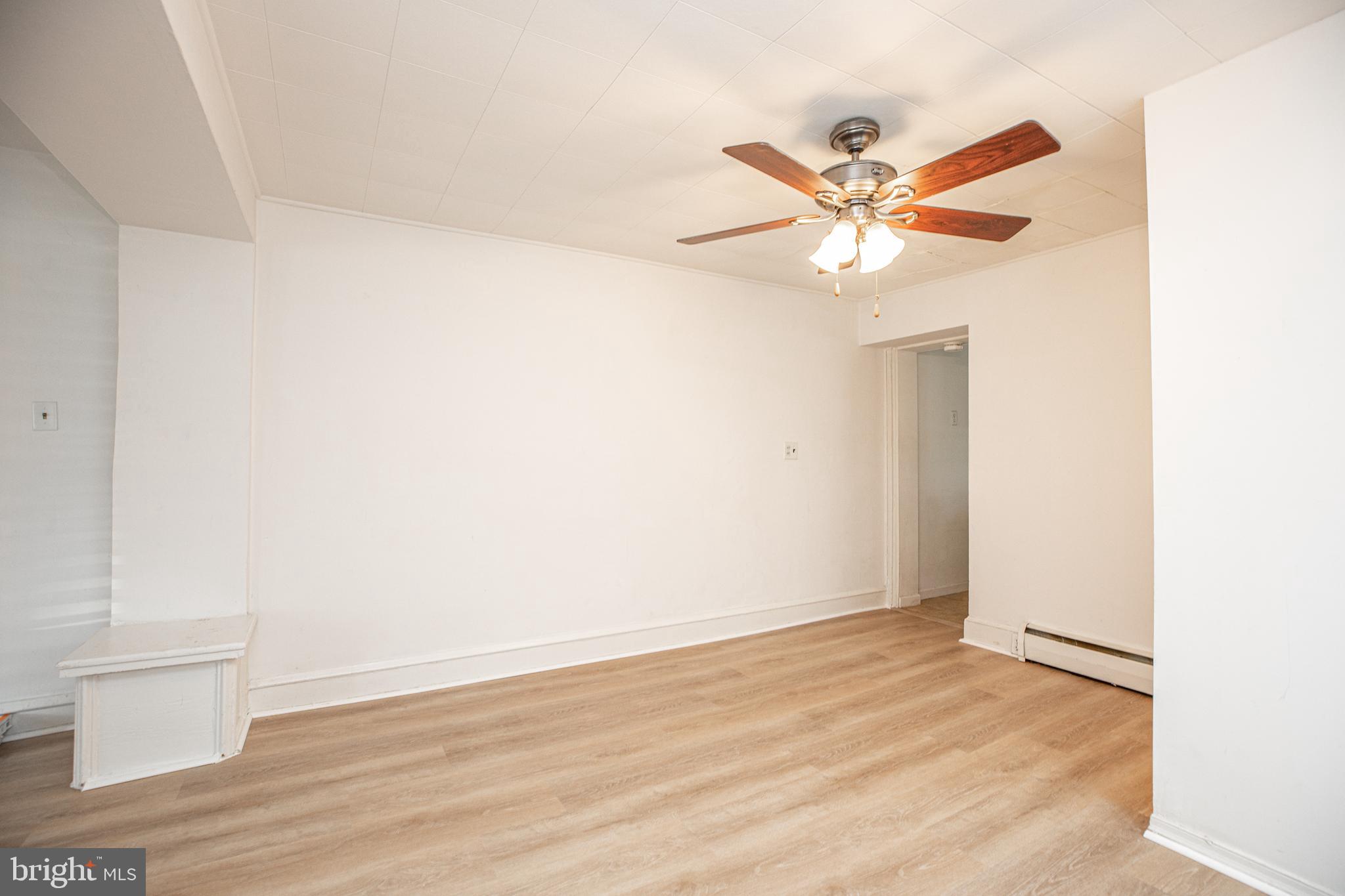 470 Conarroe Street Philadelphia, PA 19128 - Photo 13 of 36
