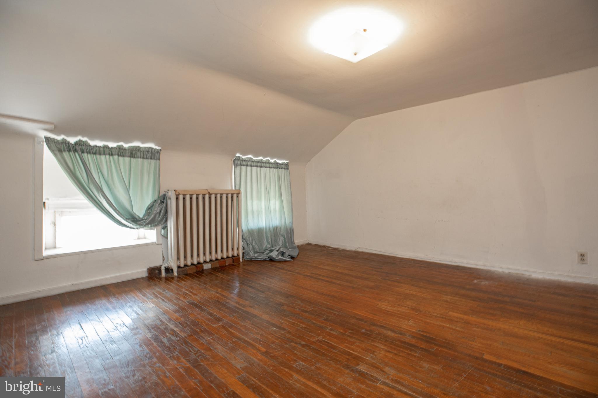 470 Conarroe Street Philadelphia, PA 19128 - Photo 31 of 36