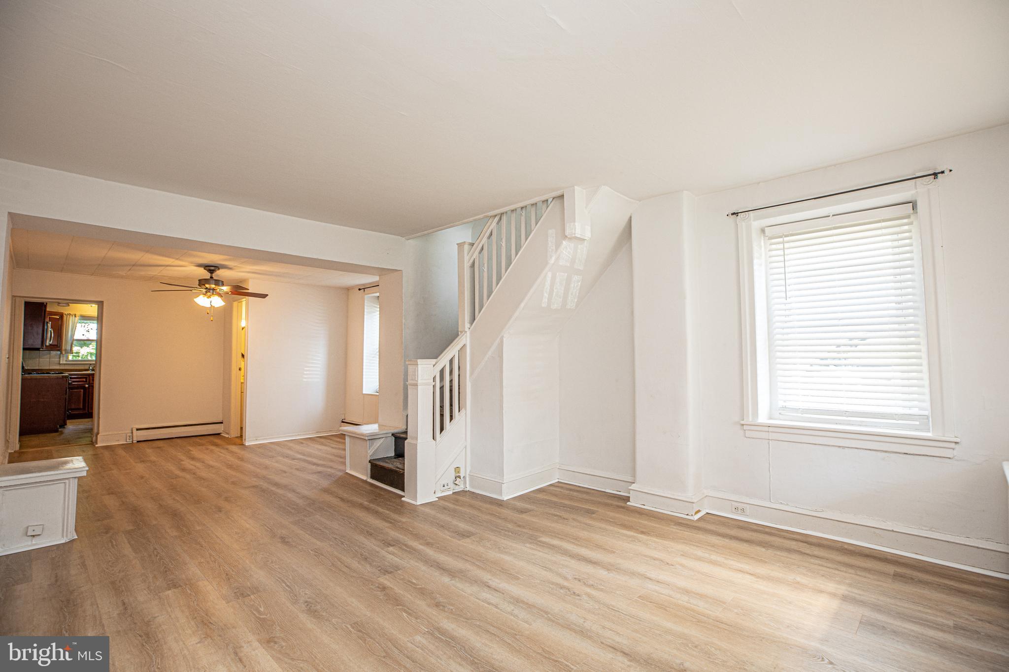 470 Conarroe Street Philadelphia, PA 19128 - Photo 8 of 36